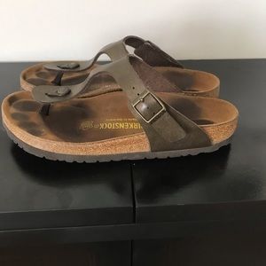 Birkenstock Gizeh Bronze toe strap Side Standel
